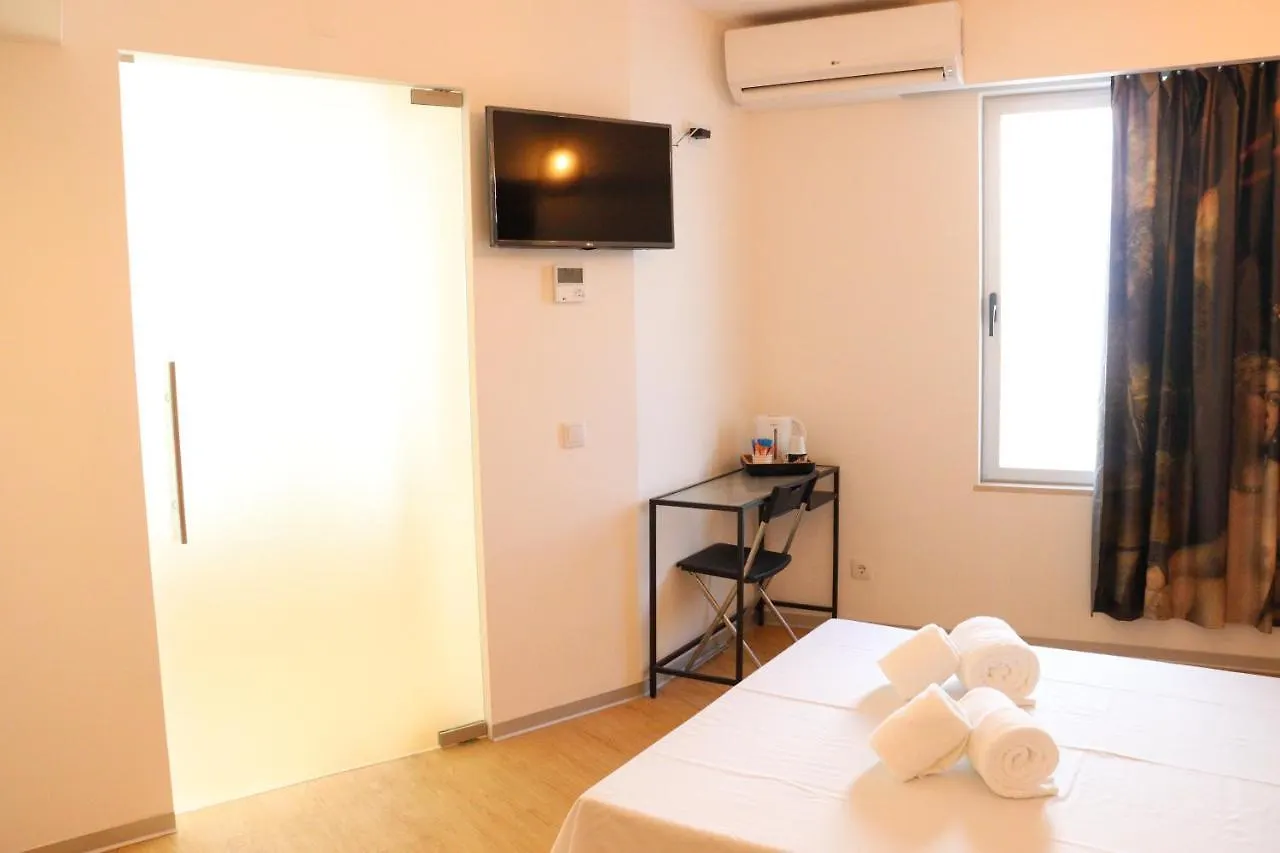 Dart Boutique Hostel Portimao 0*,  Portugal